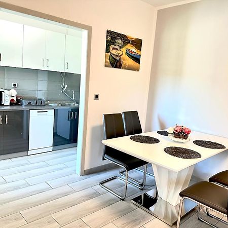 Apartman Rocan فيرسار المظهر الخارجي الصورة